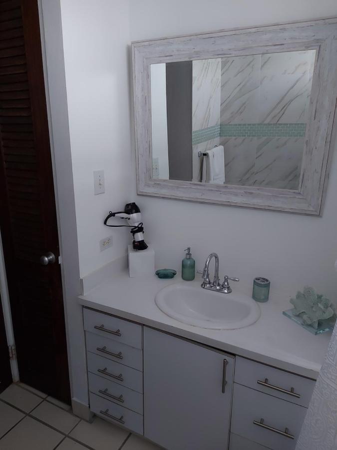 Condado San Juan Prime Location 5Minswalk To Beach Exterior photo
